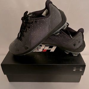 Mens UnderArmour Metal Baseball Cleats Size8 Black Used Black